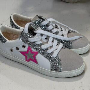 Vintage Havana Silver Glitter Sneakers with Pink Star